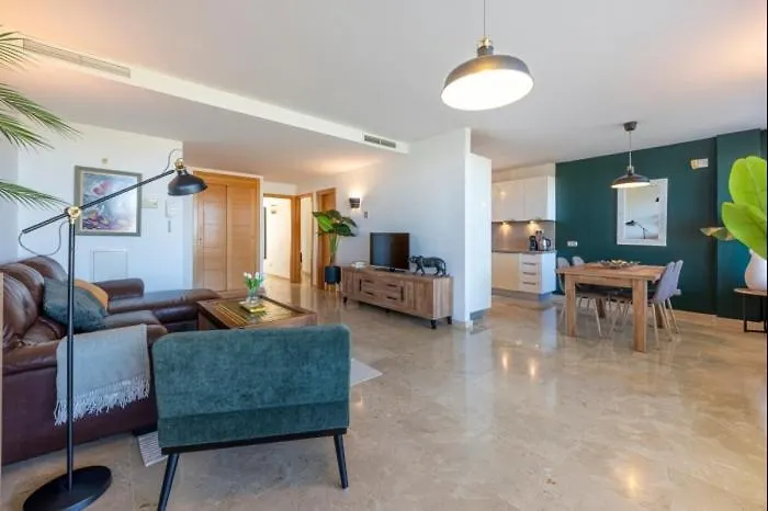 2 Bed Ground Floor Apartment Benahavis