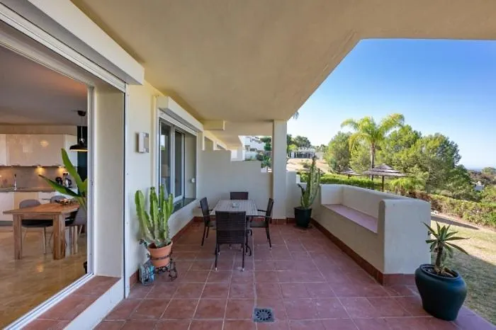2 Bed Ground Floor Apartment Benahavis